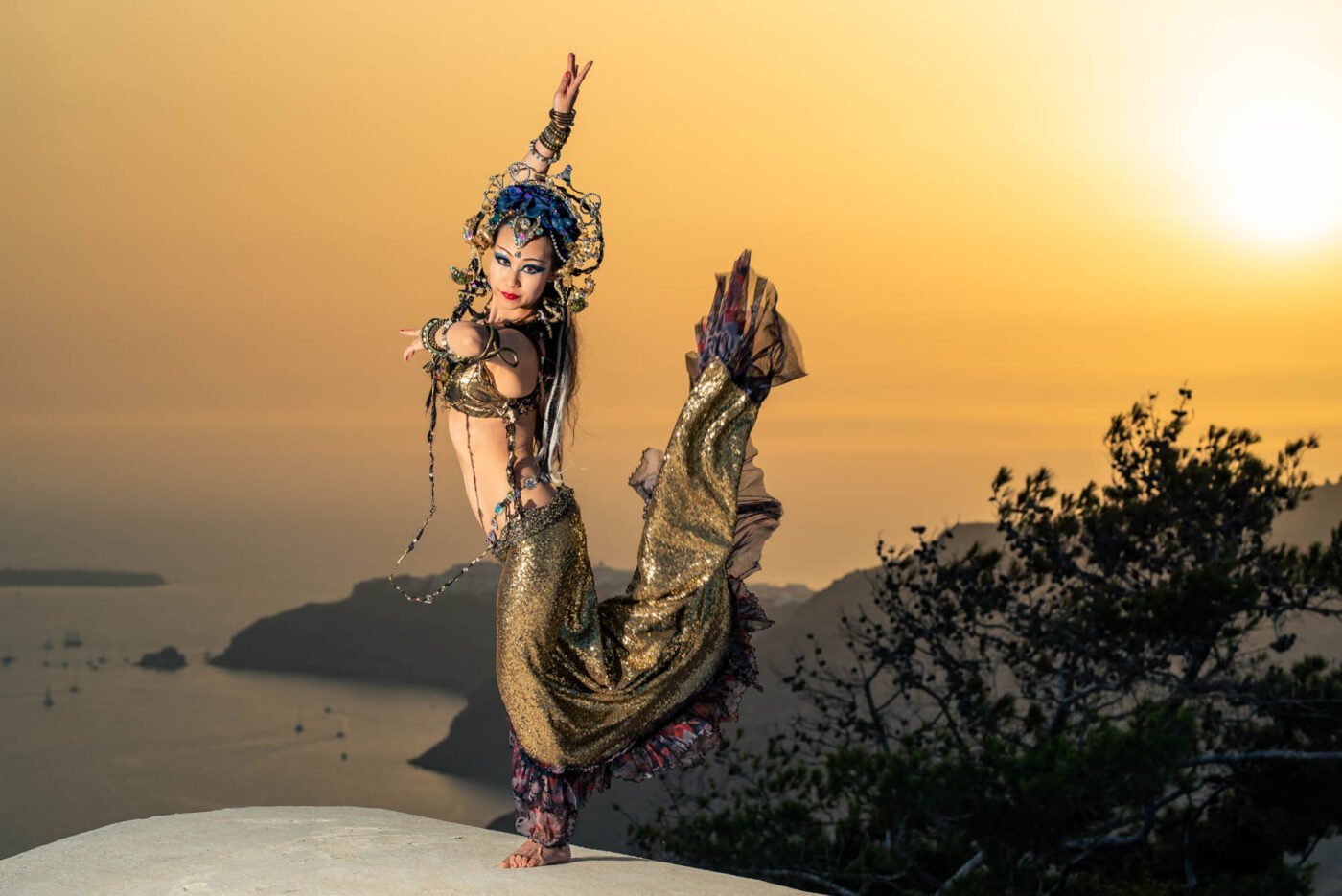 Santorini Photogragrapher Belly danser Hong kong Photographer Oia Fira Imerovigli
